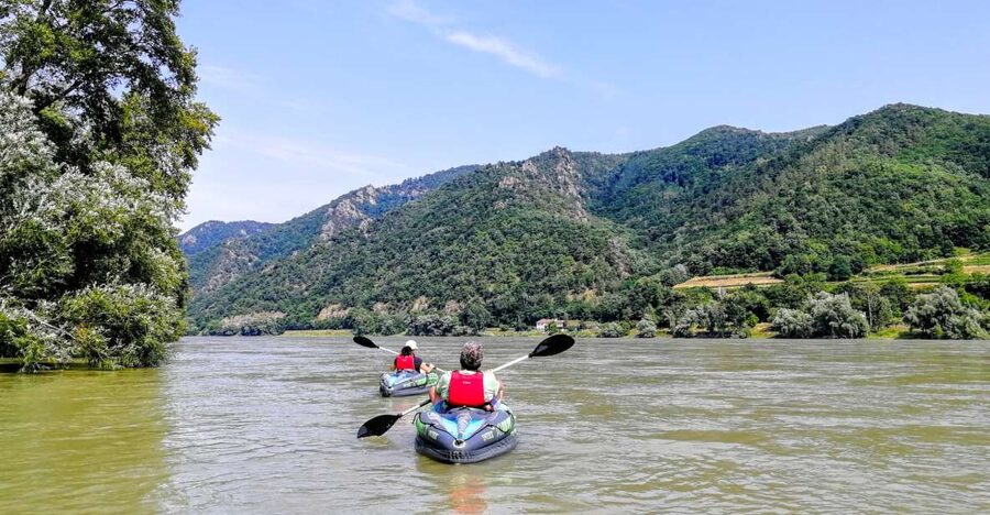 Vienna: Wachau Valley Private Kayak and Wine Tour - Key points at a glance