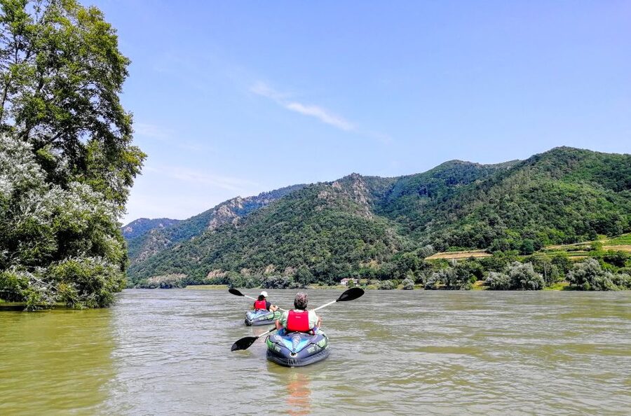 Vienna: Wachau Valley Private Kayak and Wine Tour - Why the Danube is the best seat in the Wachau