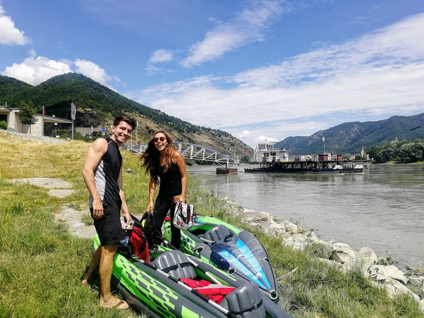 Vienna: Wachau Valley Private Kayak and Wine Tour - A second paddle among stone walls and vines