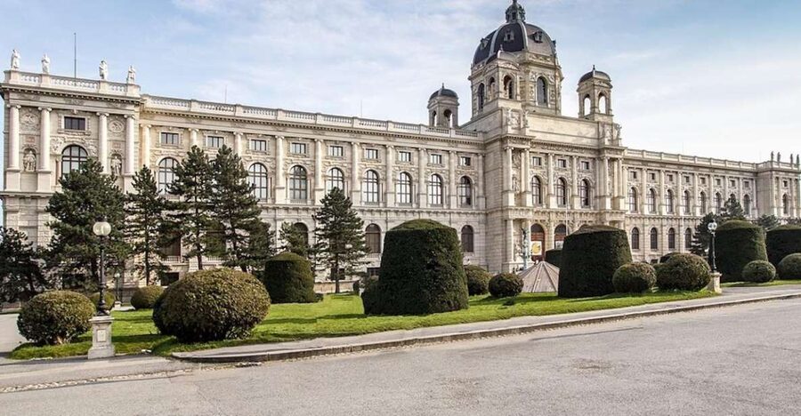 Vienna: Walking Tour of the Historic Ringstrasse - Why Vienna Built the Ringstrasse