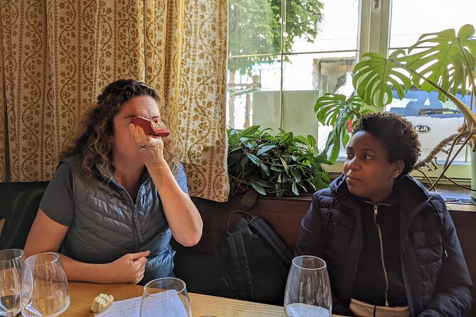 Vienna Woods Wine Tour - Wines, Vines & Good Times! - The winter version is a different day