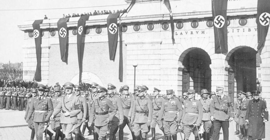 Vienna: World War II Historical Walking Tour - Hitler’s Vienna years and the road to annexation