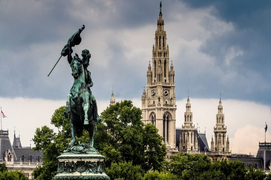 Vienna: World War II Historical Walking Tour - Starting beside the Albertina and the Opera House