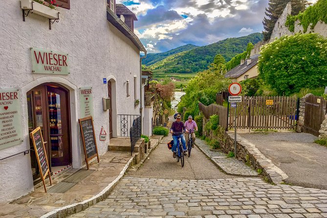 Wachau for Adventurers - The optional wine-tavern lunch